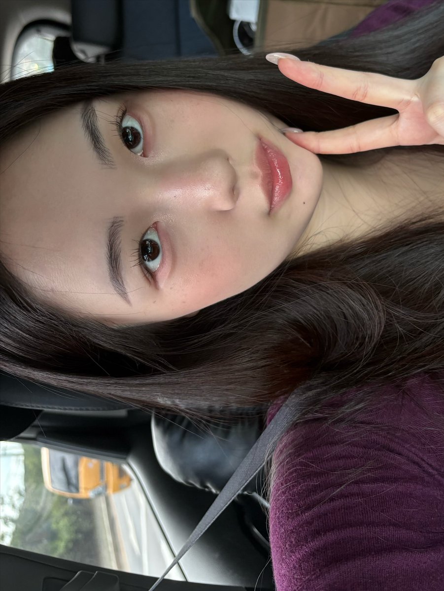 MozelleNavone's tweet photo. ひたすら進むだけのマップを眺めてたら、目的地を忘れて違う方向に曲がりたくなっちゃうのはどうしてだろう https://t.co/1hi2qGn9id