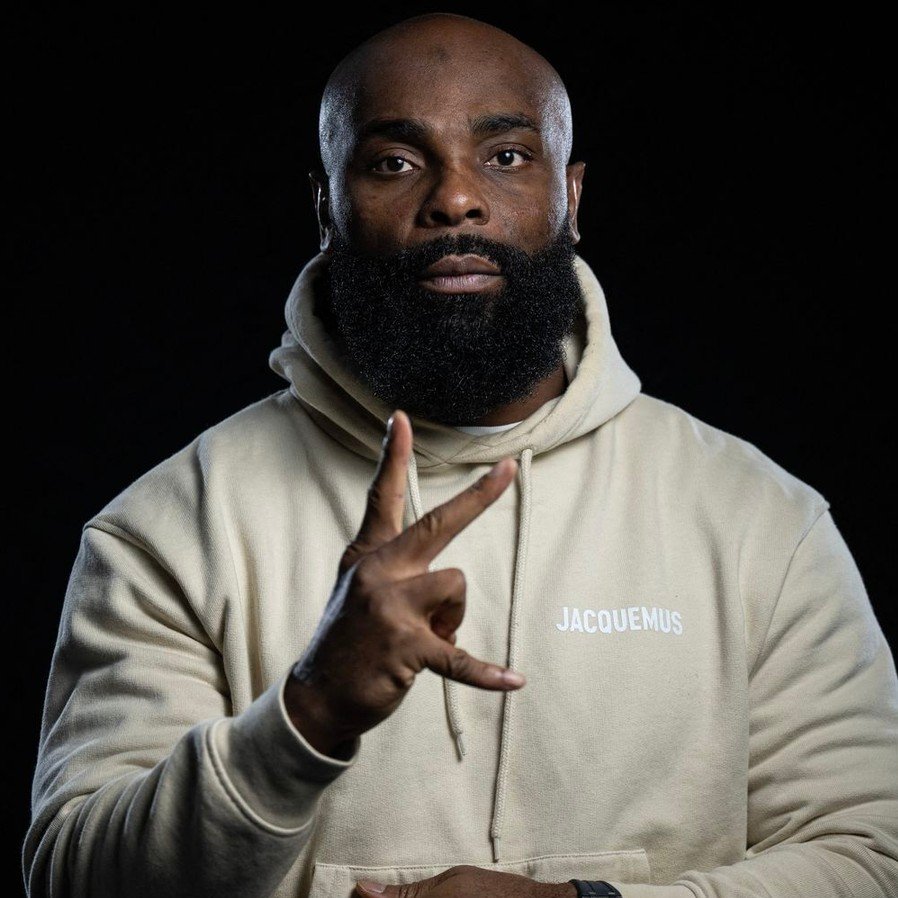 midiminuit__'s tweet photo. 🚨 Kaaris sera jugé en mai 2027 pour « injure à caractère h*mophobe » en raison de paroles de son morceau « Zoo ».

Ces deux phrases sont notamment visées : « J’enc*le Brandon et Dylan » et « Si ces p*dés crament au napalm, j’veux la palme ». https://t.co/tOOBIjklTT
