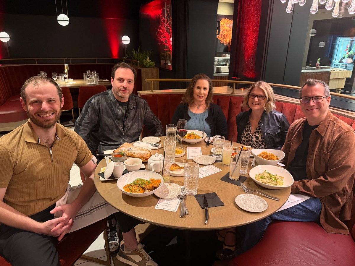 OhioXOrg's tweet photo. Thanks to all who joined our latest Dinner Club in Cleveland for a special Cleveland Tech Week edition!

New in 2026, Dinner Clubs have been a great way to bring people together around the table for good food, good conversation, and new connections. https://t.co/KKnCiOZVn3
