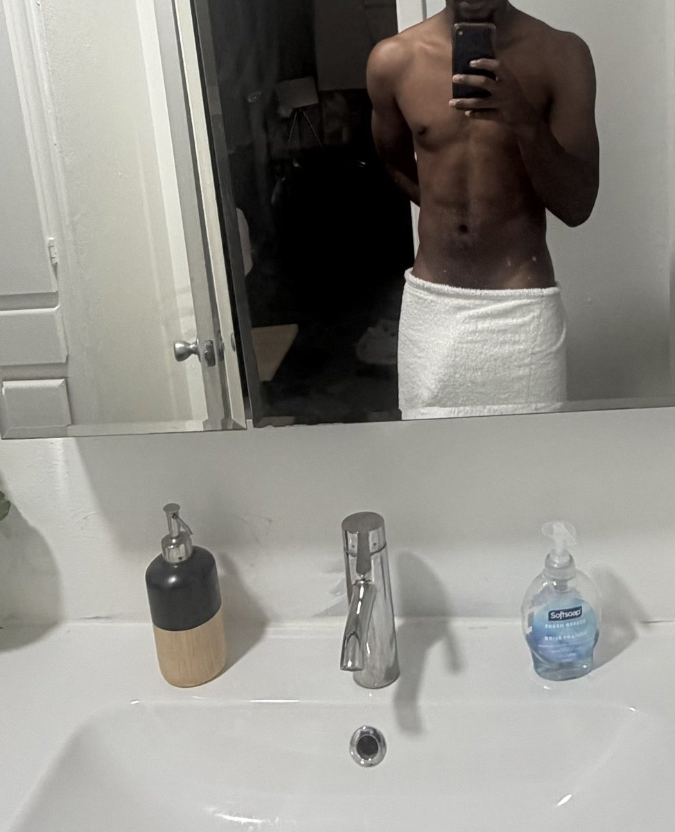 ourasavant's tweet photo. If you suck BBC like this post real quick 👀 #freaks https://t.co/3z4gT3hDRb