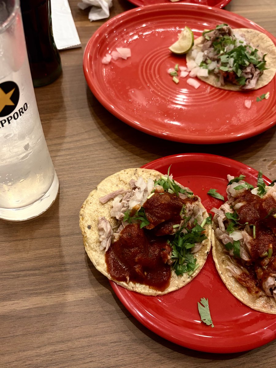 EGOSVMSATANA's tweet photo. DEATH TACOS 🌮🎶 https://t.co/IXq01vq1Kq