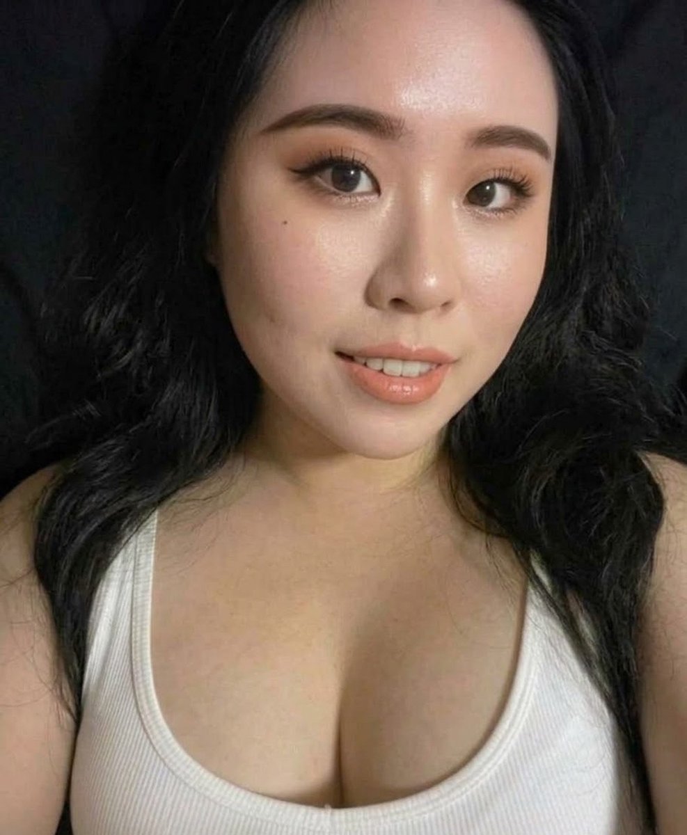 LvZhuDie's tweet photo. 爹肯定会把贱种跟你老婆当狗玩，一进贱种家就命令你两跪下，然后选一只跨坐骑在身上当狗驱。给贱种跟你老婆塞肛塞尾巴，让你老婆穿贱种血汗钱买的情趣内衣讨好爹。会突然在贱狗家任意位置操你老婆，让贱种下跪磕头求爹享用你老婆的骚逼
#绿奴 #绿帽 #贡献女友 #绿帽奴 #淫妻 #绿帽淫妻 #贡献老婆 https://t.co/jCDTRhdjl2
