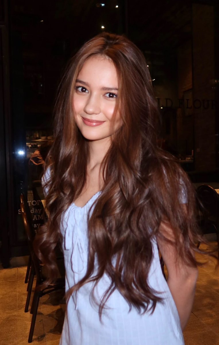 KayHeathOfc's tweet photo. How can someone be this pretty? Kayla, you’re glowing!

https://t.co/OBsHvmzNJo https://t.co/FzYLvrQQbp
