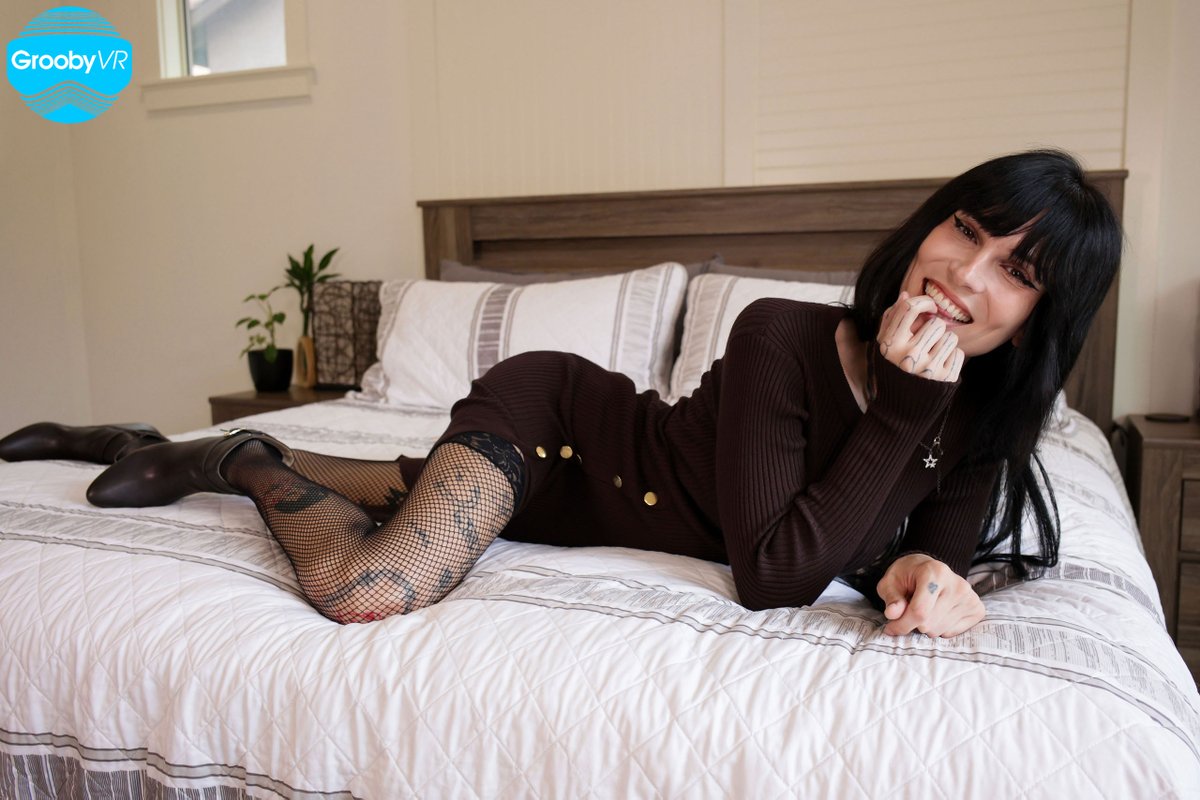 GroobySFW's tweet photo. Rainy Days Hit Different 🌧️🔥
Thunder outside, chemistry inside. @lilyleahxo brings a little elegance, a little temptation, and plenty of spark to this stormy afternoon. ✨
📸 @Nikki_Sequoia For @GroobyVR #transexpov https://t.co/Ul1STyQSEf