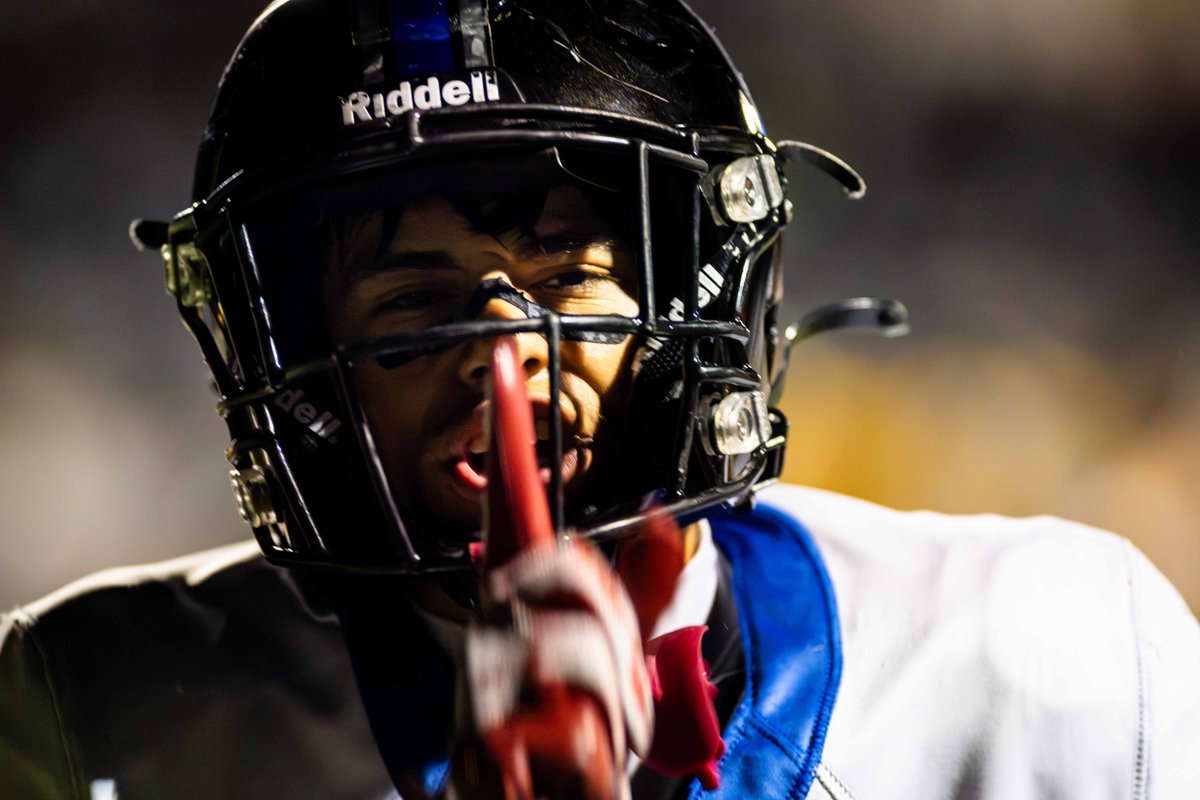 nheckenberger's tweet photo. mid-season Daily Local News area football stat leaders: https://t.co/3P4U1eTwTj