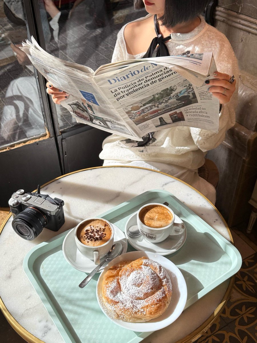 Macaulayb6zp's tweet photo. @mipareja Me esperó con un café caliente y mis churros favoritos después de mi turno largo hoy  Hoy su amor fue mi mejor premio https://t.co/mg2dipo6gR