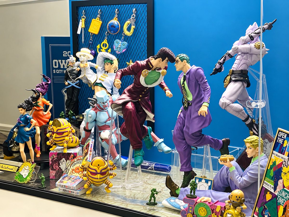 zipppppper927's tweet photo. @kara48_sr なるほど！　アクスタならうまくいきそうですね！！
フィギュアは目線を合わせようと思うとちょっと離れてしまう… https://t.co/BdReZz06Wi