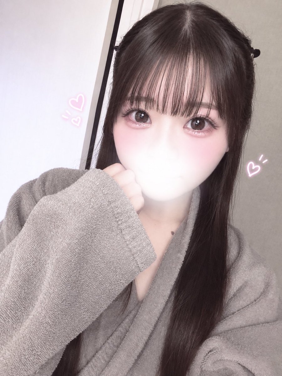 seies_staff's tweet photo. 本日出勤セラピストさん情報⭐️
いちかさん💆🏻‍♀️
丸目丸顔がチャームポイントのいちかさん🫧
マッサージ歴は2.5年とベテランさん❣️
本人もマッサージにはとても自信があるようですので間違いありませんね🔥 https://t.co/O5HxROags0