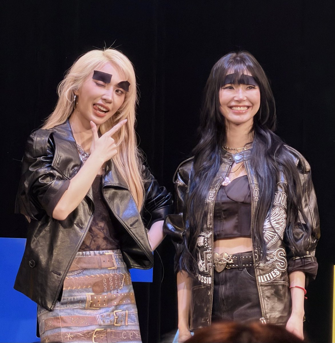 inyournivers's tweet photo. แจนจัง กะ จิงจัง

JJJ KONBANWA TOKYO
#JANJINGJINGxFANDAY36INTOKYO
#GMMTVFANDAY36INTOKYO https://t.co/mwOY6L0SKU