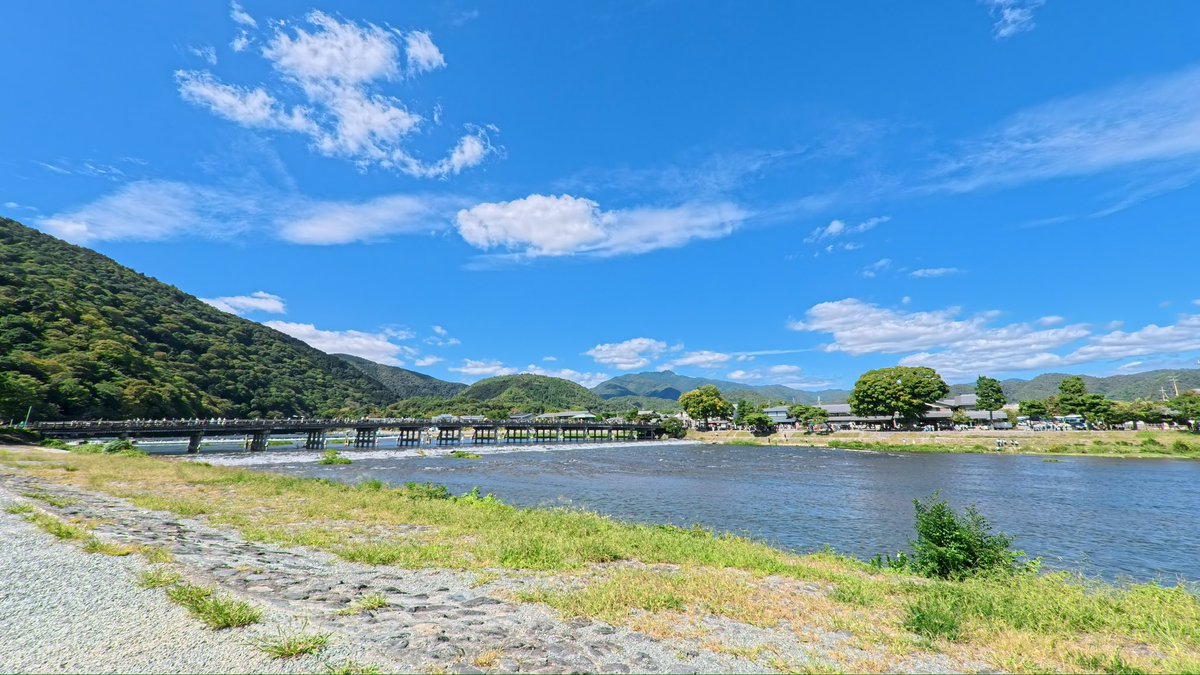 _sistter's tweet photo. day5 嵐山・西院・河原町

もののあはれは彩の頃。聖地巡礼編🪨🎲 https://t.co/JqezbHUK3e