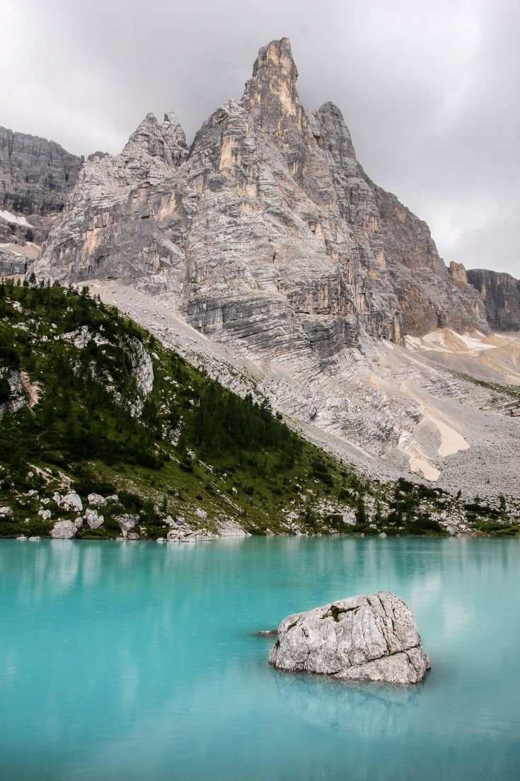 onllycutestuff's tweet photo. Cortina d’Ampezzo, Italy https://t.co/1SZXBDzPAz