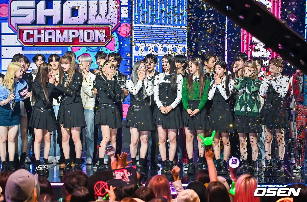 mayasamalover48's tweet photo. 音源の弱いNiziUはSHOW CHAMPIONの投票がすごく大切なんです
1位になって泣いて喜ぶNiziUの姿が見たい方は無理をしてでもここに投票してください🙇
WithUファイティン💪
#SourGrapes #NiziU_SourGrapes https://t.co/gfhSTSW4WY