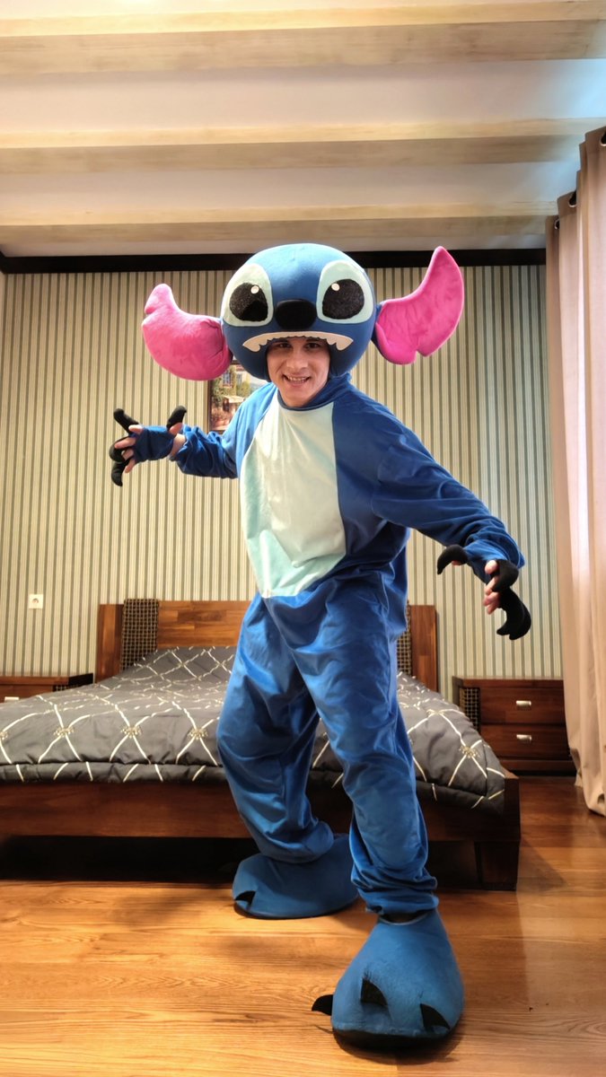NineTikeMus's tweet photo. The Cosmic, Elusive Stich! 🔵👽🤪
#stich #liloandstitch #lilo #disney #space #actor #hawaii https://t.co/H2Hs0pyBlE
