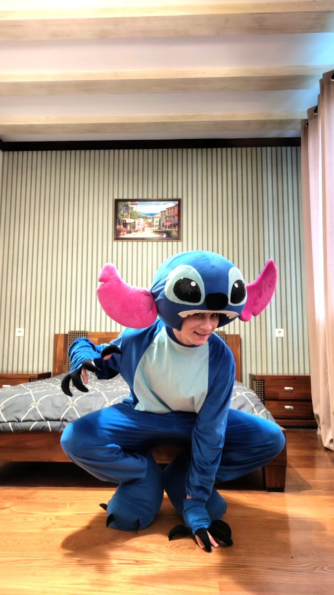 NineTikeMus's tweet photo. The Cosmic, Elusive Stich! 🔵👽🤪
#stich #liloandstitch #lilo #disney #space #actor #hawaii https://t.co/H2Hs0pyBlE