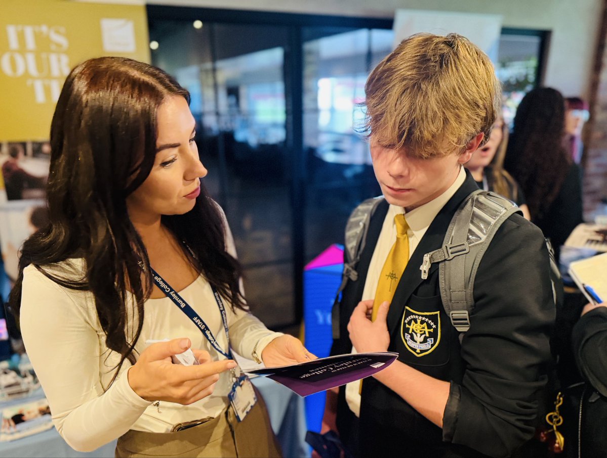 AmazingAccy's tweet photo. Some fantastic conversations happening around the room today! 💬
Students are speaking directly with local employers and finding out where their skills and interests could take them.
#AmazingAccrington #FuturesEvent https://t.co/kU3tJuMqal