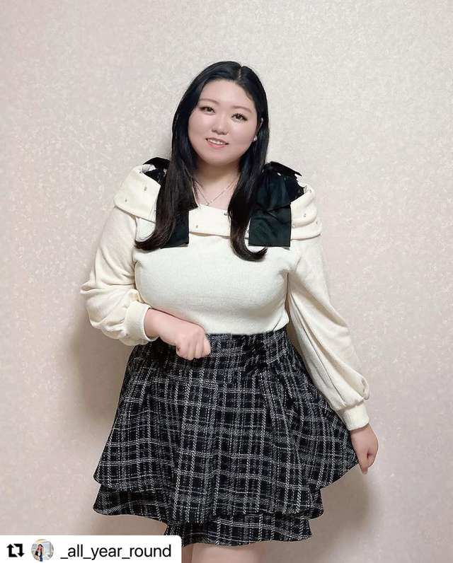 xxtaberunoskyxx's tweet photo. 🎀🍂秋はツイードミニが可愛い〜♡

ぽっちゃり女子におすすめの
秋用ツイード柄ミニスカート💗
ニットやブラウスと合わせるだけで
一気に秋っぽコーデに🐱✨

♡通販サイトでも全サイズ購入OK
♡本日注文で最短土曜日発送予定
秋のお出かけ用に今すぐチェックしてね❣️

https://t.co/TeO6etW1z4 https://t.co/z285Kp28jO
