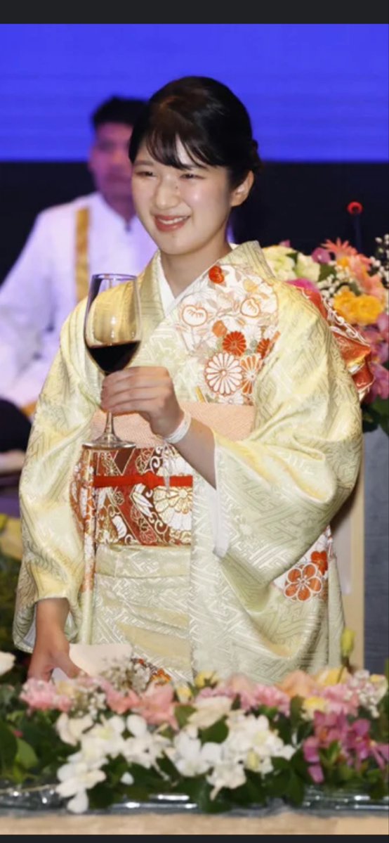 nov39436415's tweet photo. 日本はもう完全に狂ってるんじゃね｡
悪い事したヤツがのさばる｡正義が悪の前に通用しない｡真実を明らかにできぬ偽りの皇室､天皇が文仁悠仁男系男子虚偽を奉じ､人間の尊厳､真実を心の支えに生きる主権者国民を騙（だま）し裏切る｡
不義背徳虚偽存在美智子は生存中も死後も真実の開示､虚偽の処決から逃げられません。
#美智子国会証人喚問
#文仁は明仁の子ですか美智子さん
#文仁国会証人喚問
#文仁は安西孝之の子ですか文仁さん 
#悠仁国会証人喚問
#悠仁は誰の子ですか眞子さん文仁の子ですか 

#明仁文仁悠仁DNA鑑定男系男子証明
#明仁美智子文仁紀子悠仁佳子皇籍剥奪
#明仁美智子文仁紀子悠仁佳子眞子恵美子孝之DNA鑑定親子証明 

#今上不徳は生前退位せよ
#今上不徳は前天皇明仁皇后美智子の不徳背徳虚偽を主権者国民に詫びよ
#今上不徳は生前退位の交換条件に男系男子皇位継承直近3代のDNA鑑定親子証明の主権者国民への明示で天皇の最期の尊厳を見せよ
日本の主権者国民は真実が知りたい｡
今上不徳は国民の心から目を背け､日本の歴史､主権者国民の尊厳を否定､冒涜する文仁悠仁男系男子虚偽に逃げ､安逸、惰眠を貪ってはなりません｡
恥を知れ｡
真実を見よ｡
太陽の光輝､真実の厳粛なる尊厳を畏れよ｡