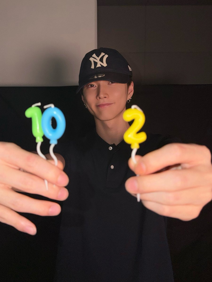 seunghan_insta's tweet photo. 261002 Xnghan인스타
"🍽️🎂"

#XngHan_Xoul #승한 #SEUNGHAN #XngHan #홍승한 https://t.co/P2rwyPf92U