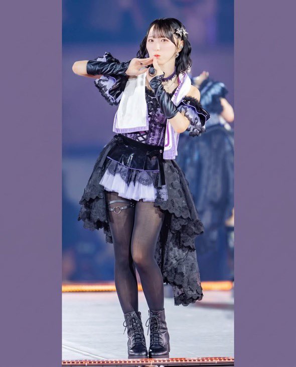 yuruuuufuwa's tweet photo. ＝LOVE  野口衣織   黒タイツ https://t.co/zRcVrLEuoW