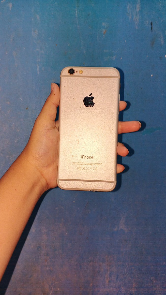 sheiralds's tweet photo. — wts / want to sell iphone 6 16gb grey and wifi only
IDR 600.000 bisa nego tipis.

✧oren 🍊, price exc adm
✧ details cek foto 

tg. #zonauang #zonajajan #zonabu #ip6 https://t.co/gslgjsq6DY