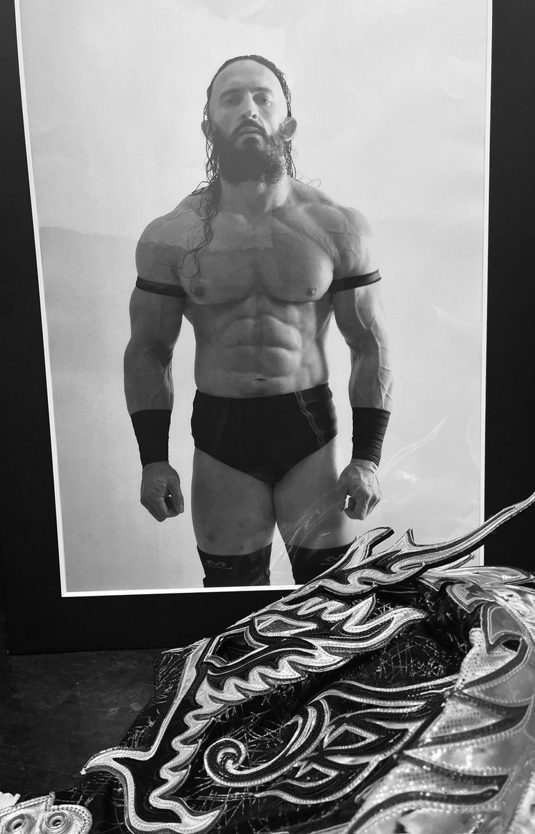 Dragon_Kid_0202's tweet photo. RIP PAC
#IlovePAC #DRAGONGATE #Family https://t.co/SsAK8Y221W