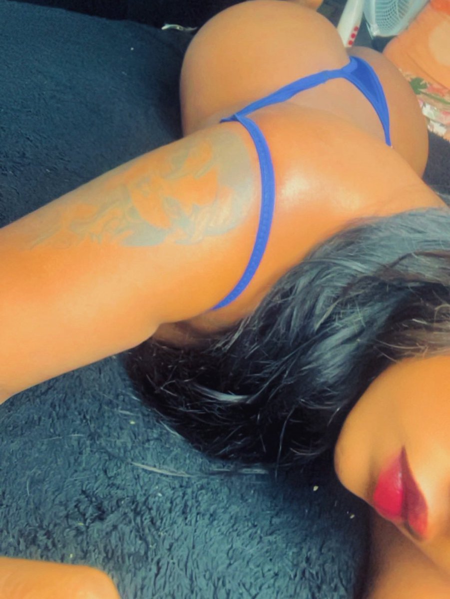 andrea_munox1's tweet photo. 🥵 https://t.co/aoyXDGzaSu