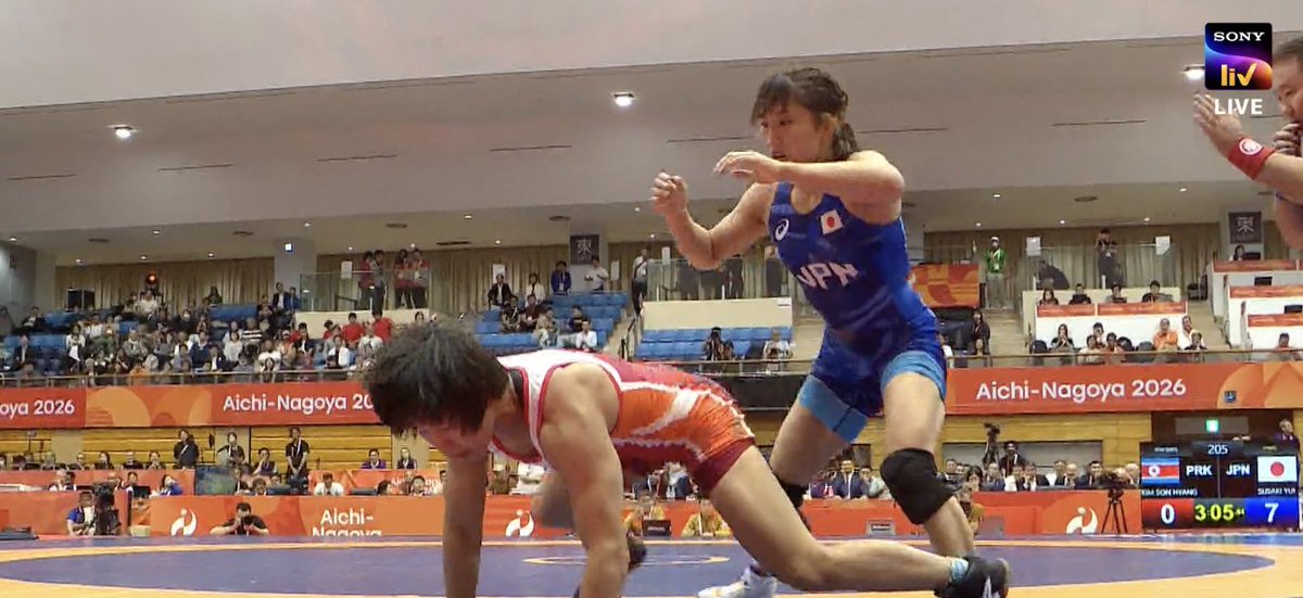 vinayakkm's tweet photo. #AsianGames2026 #Wrestling 

Yui Susaki won gold. Of course. Not an iota of surprise. 

But this move... geez. She just picked up the North Korean wrestler, dumped her out of the circle and went back to the center like some she was doing some daily chore. Goodness. https://t.co/u6AVCy3Ngq
