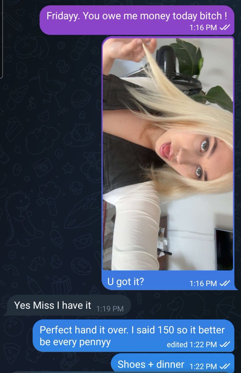 MissBlackmail's tweet photo. Imagine this being ur life, you get worked to the bone like a peasant and hand me ur money 

I'm like a noble and these bitches serve me lol https://t.co/G6SoOdtHBL
