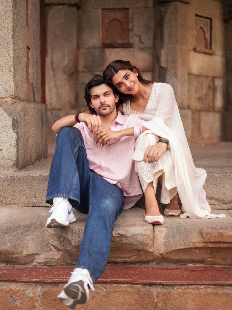 journalistSejal's tweet photo. #AafiyaSayed makes a confident debut in #PremKeetanu, bringing a refreshing innocence and warmth to Suhani. She has an easy screen presence and shares a charming chemistry with #VeerPahariya. ✨ https://t.co/Tj3r5UqAu7