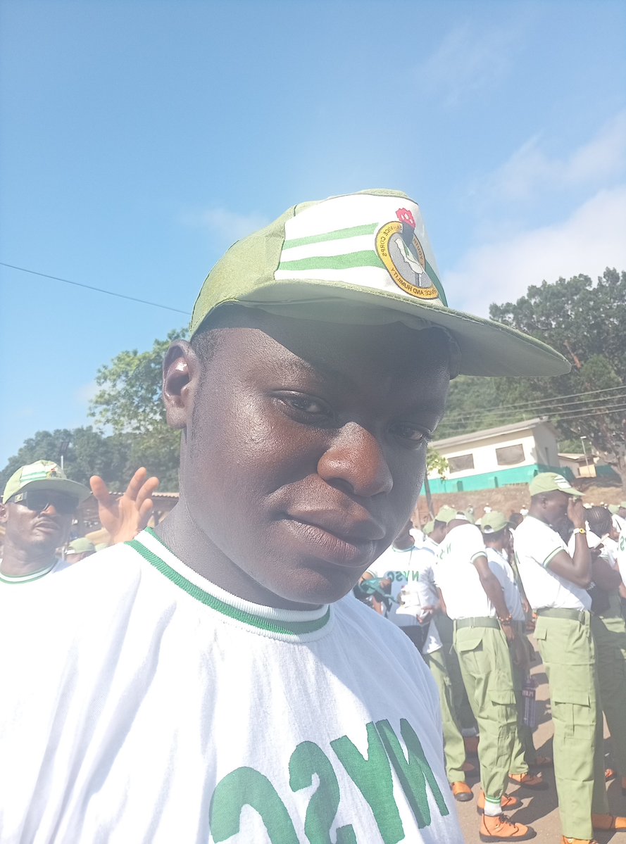 Ralphlevelsup's tweet photo. On my 1st Parade as a Nigerian Corp Member.
Still clear 2H CRT with 5min M1 entry
Target 3R✅ https://t.co/yEAAL2ivRG