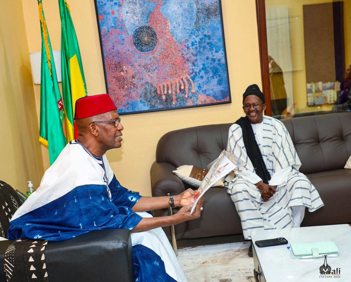 mdaffe's tweet photo. J’ai reçu les organisateurs du Festival des Cultures Traditionnelles du Mali et réaffirmé l’engagement de mon département à accompagner la 8ᵉ édition, dédiée à la valorisation de notre patrimoine et à la transmission de nos valeurs culturelles. https://t.co/5s92fuXMBm