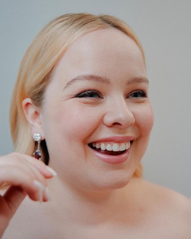 Prianthony's tweet photo. Nicola Coughlan has the most gorgeous smile 🥺 https://t.co/gObN1EHVz1
