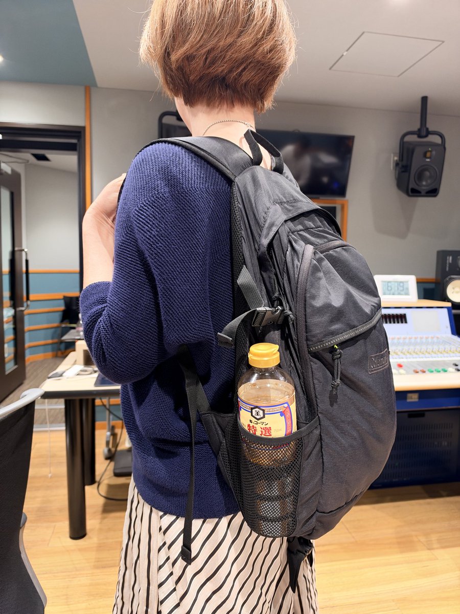 sakura1109m's tweet photo. ディレクターさんが
朝 おうちからお茶と間違えて持ってきた

醤
油
wwwwwwwww https://t.co/31IJBNG1h5