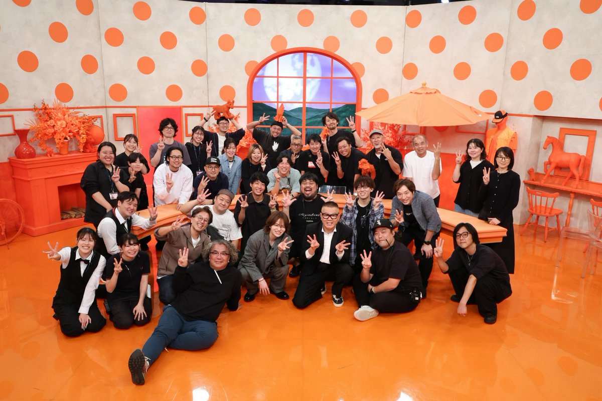 nanka_omo's tweet photo. 本日10月2日で㊗️３周年
おかげ様で走り抜けることができました！
４年目もよろしくお願いします🙇

ちなみにミヤハラは
「手で３ってどうやるんすか」
と言ってました

#何かオモシロいコトないの
#長谷川忍 #菊池風磨 https://t.co/pc7DKdXK0k
