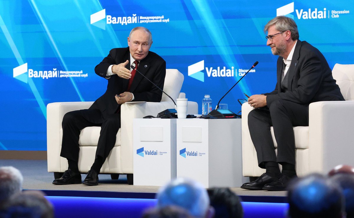 rusembitaly's tweet photo. 🎙️Vladimir Putin: «L’Italia si trova per l'appunto in Europa e io parlo di partenariato eurasiatico: va da sé, quindi, che considereremo e già consideriamo anche l’Italia un partner eurasiatico».
🔗 https://t.co/mhfkLAlNvD https://t.co/QvLUXUVlYZ