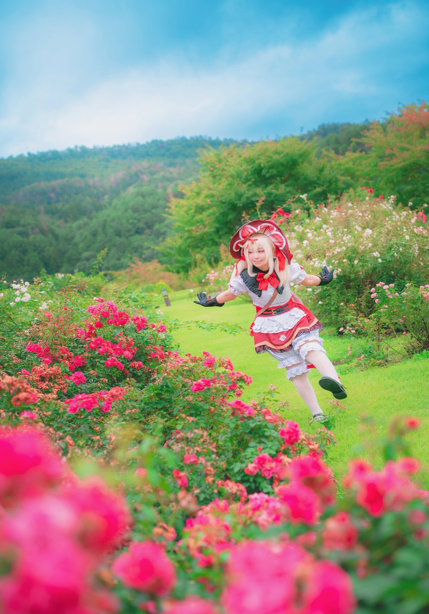 asukamizuki's tweet photo. 【Cos 　原神　クレー】

｢ランララーン♪｣　

~~~~~~~~~~~~~~~~
#薔薇コス 
photo:@kmkm_mfmf 
~~~~~~~~~~~~~~~~
私の拙い語彙力を読解し完璧に構図仕上げてくださり🥹いつも感謝感激雨霰 https://t.co/uOCZX8U4zi