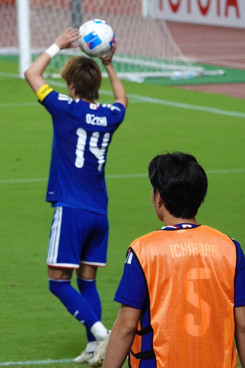 __f10f92's tweet photo. プレーはもちろん、味方やレフェリーとのコミュニケーションだったり、バックスタンドを煽ったり、スローイン投げたり、この日もチームのために動き続けた頼もしいキャプテンさんだった👏🏻 https://t.co/emB4yqMAyO