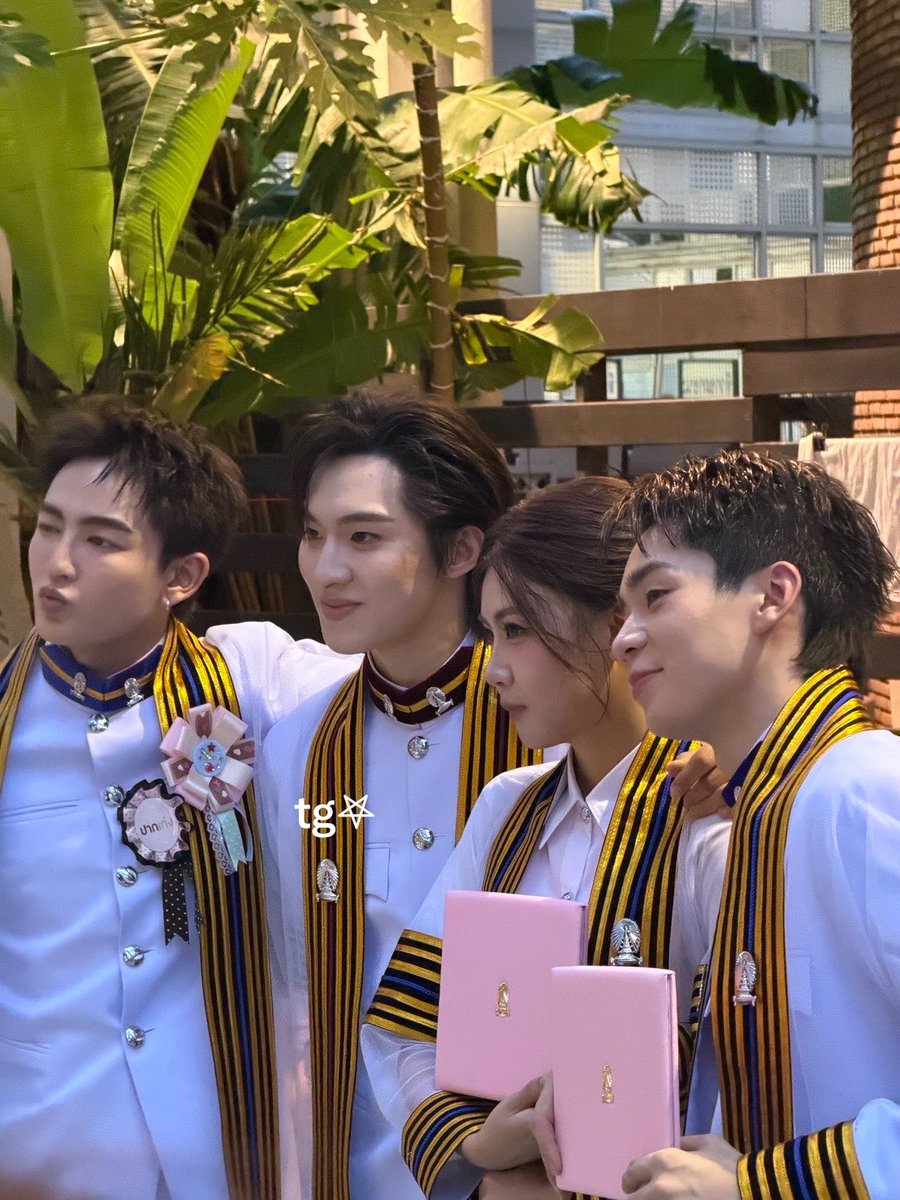 thomastokng's tweet photo. เฟรมแห่งปีมากกกก นครดาราสุด🫰🏻🩷

KONGJIRO GRAD DAY
#ก้องภพจบ��ล้วจ้า #kongjiro https://t.co/qGP4Qt2git