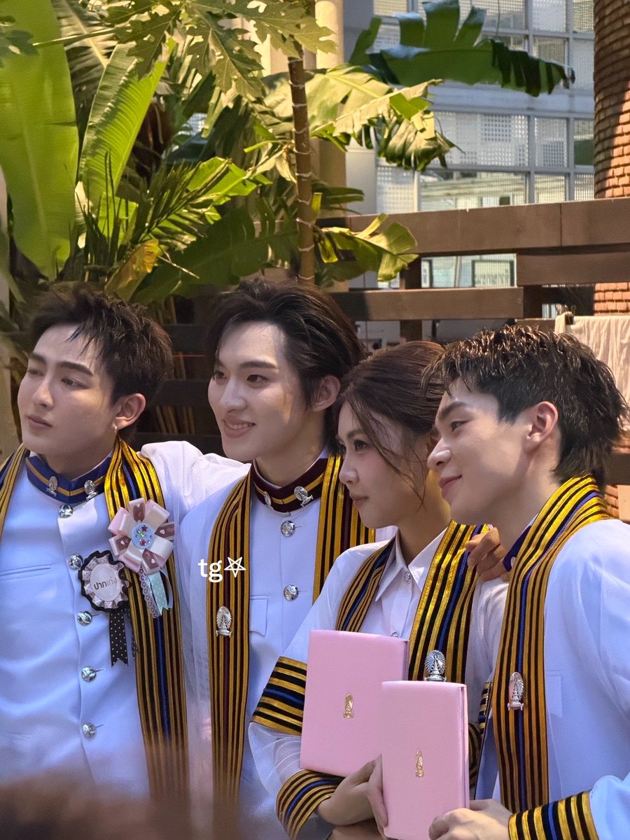 thomastokng's tweet photo. เฟรมแห่งปีมากกกก นครดาราสุด🫰🏻🩷

KONGJIRO GRAD DAY
#ก้องภพจบ��ล้วจ้า #kongjiro https://t.co/qGP4Qt2git