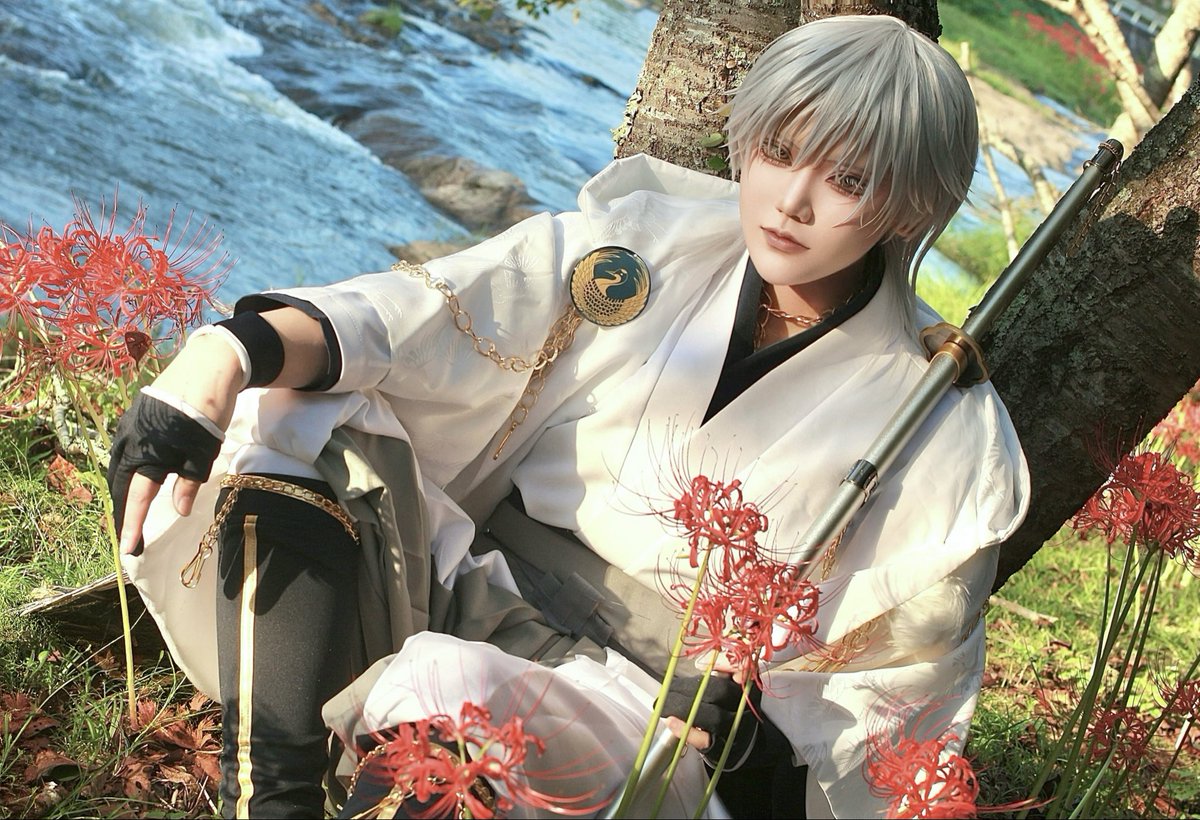 Arcos771743's tweet photo. 刀剣乱舞  / cos  鶴丸国永

彼岸に咲く

photo📸 (@pu_iketu0 ) https://t.co/xKIggB1Ots