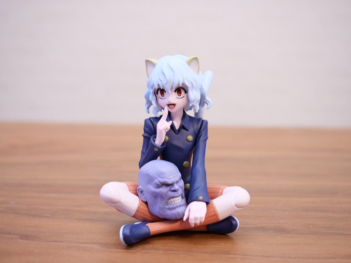 kissshot51's tweet photo. ピトーのフィギュアが手に入ったから生首置いて遊んでる https://t.co/6LBvAMeCYV