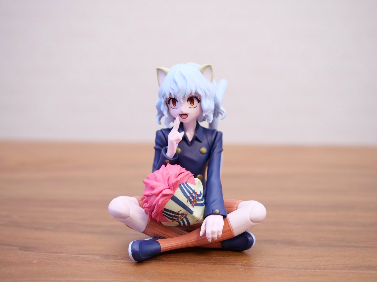 kissshot51's tweet photo. ピトーのフィギュアが手に入ったから生首置いて遊んでる https://t.co/6LBvAMeCYV