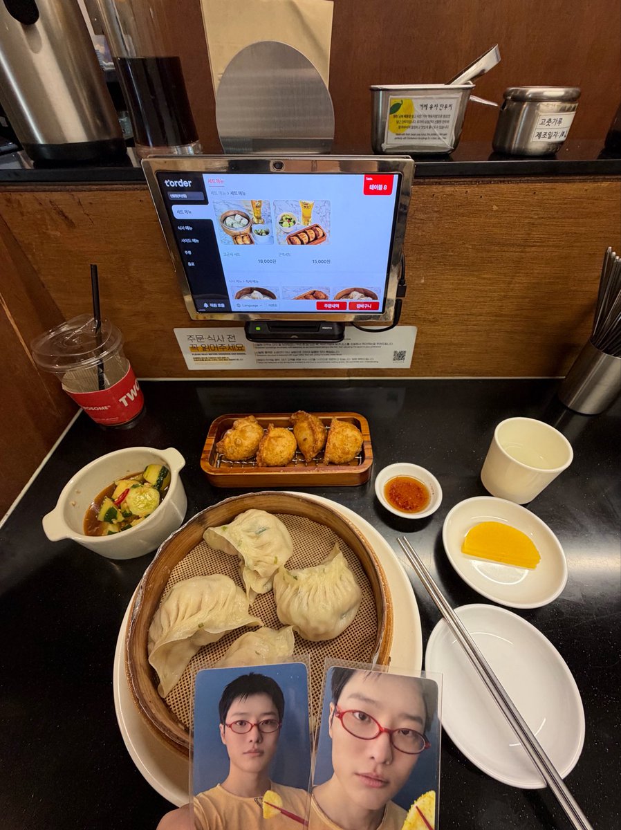 _kimdduddu's tweet photo. 혼만햇어요 배부르다 여니보고싶다아앙 https://t.co/IRX99YGX0i