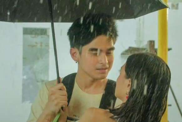 edward_nog14901's tweet photo. #Mikwill lechee ang iniit ng pinas Buti pinalamig ng MW 🧡🤎 grabie rain scene 🤭🤭🤭 https://t.co/Wpu17j8W1G