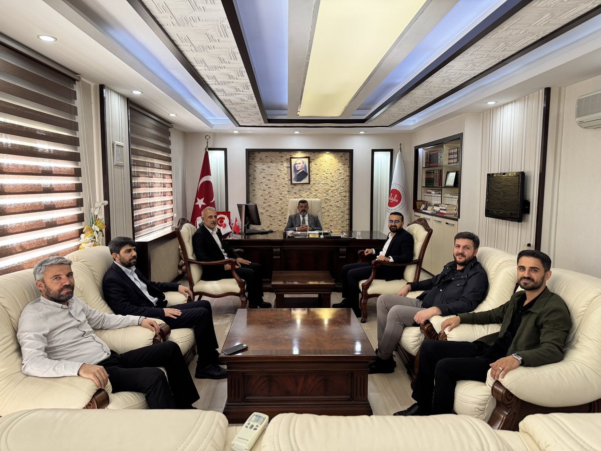HudaParBatman's tweet photo. İl Başkanımız Sn. Mehmet Emin Doğru ve Merkez İlçe Başkanımız Sn. Av. Cihad Altun ile birlikte Batman İl Müftüsü Sn. Ahmet Durmuş’u ziyaret ettik.

Samimi bir sohbet gerçekleştirdik. Misafirperverliği için kendisine teşekkür ediyoruz. https://t.co/CwZjWnX1Ab