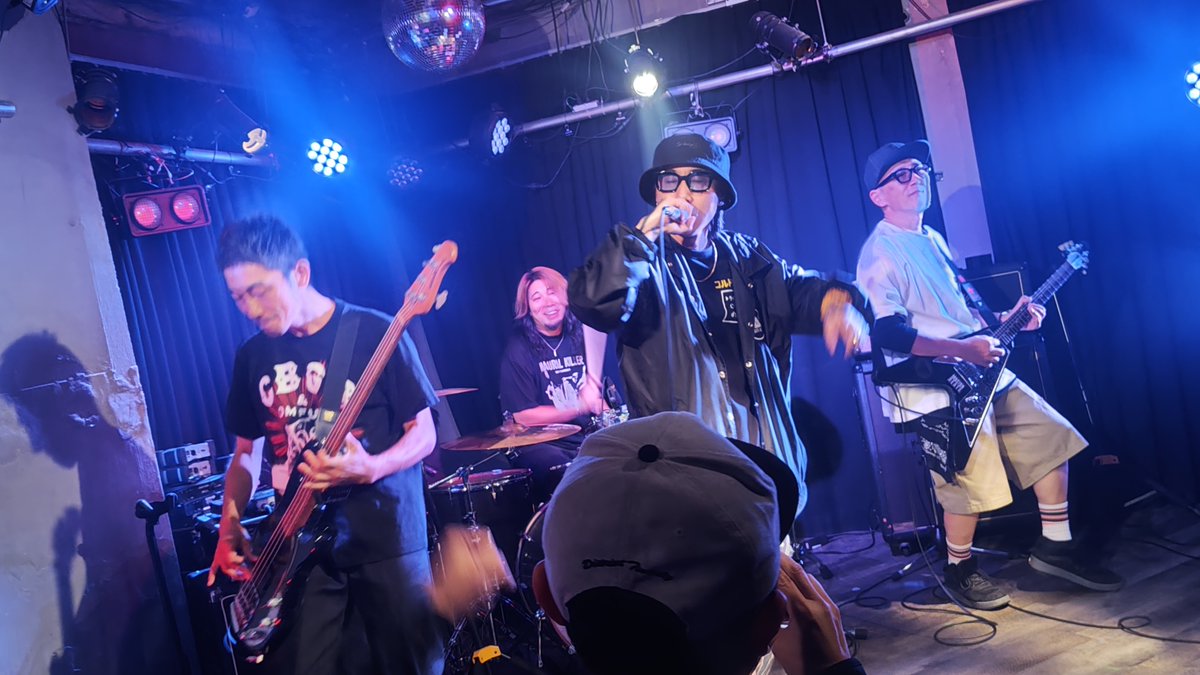 Spunky_hosoya's tweet photo. @codeplayork #KOLDRYDE

ウチら界隈のアベンジャーズみてぇなバンドだなぁおい👍️
#クレスタリウム https://t.co/iotGbAh8PJ
