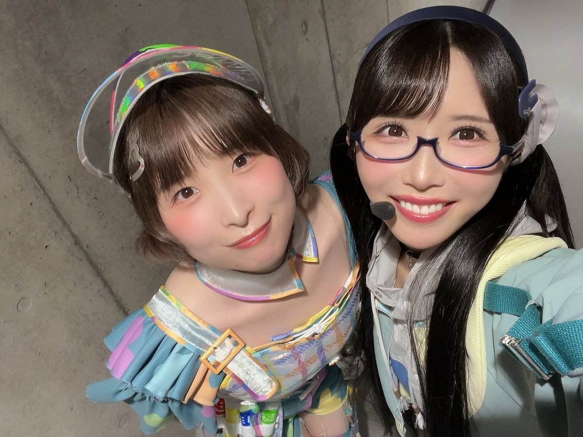 kisui_shio's tweet photo. #シャニマスソロライブMSP
みんなと④ https://t.co/h1VVy267hT