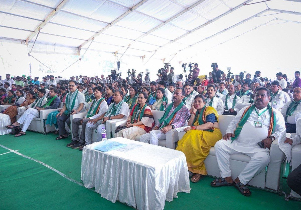 bjd_odisha's tweet photo. @Naveen_Odisha https://t.co/mtQdj7E7id