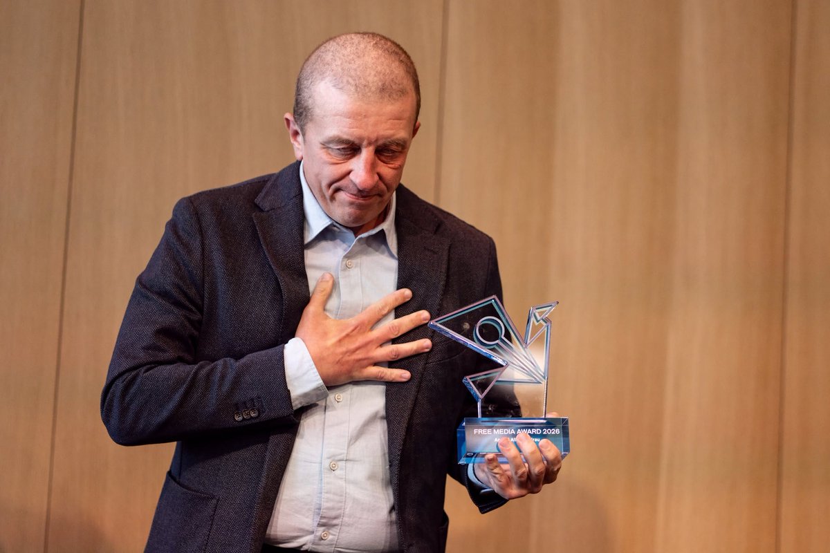 CPJ_Eurasia's tweet photo. CPJ congratulates Belarusian journalist Andrei Aliaksandrau, who received a Free Media Award this week for "his courage and commitment to freedom of the press under an increasingly repressive regime."

Aliaksandrau spent nearly six years in prison in Belarus before being released in September. He was recognised by @FrittOrd and the Zeit Stiftung Bucerius at an awards ceremony in Oslo.

"The Free Media Awards are our way of expressing respect and admiration for the courage and resilience of the award winners as they continue their work in the face of threats and violent repression,” said CPJ’s @attilamong, the jury’s spokesman.

Aliaksandrau said: “Journalism is about collecting facts, checking them as best we can, and separating facts from propaganda. Fifteen of my colleagues are still in prison. I accept this award on their behalf."

The other awardees are @Tkach_Mykhailo, head of investigative journalism at Ukrainska Pravda; @ifactgeorgia; Factor TV from Armenia; and Russian independent online media outlet @verstka_media 

Read more about the awards here https://t.co/Tyi8Vajodp