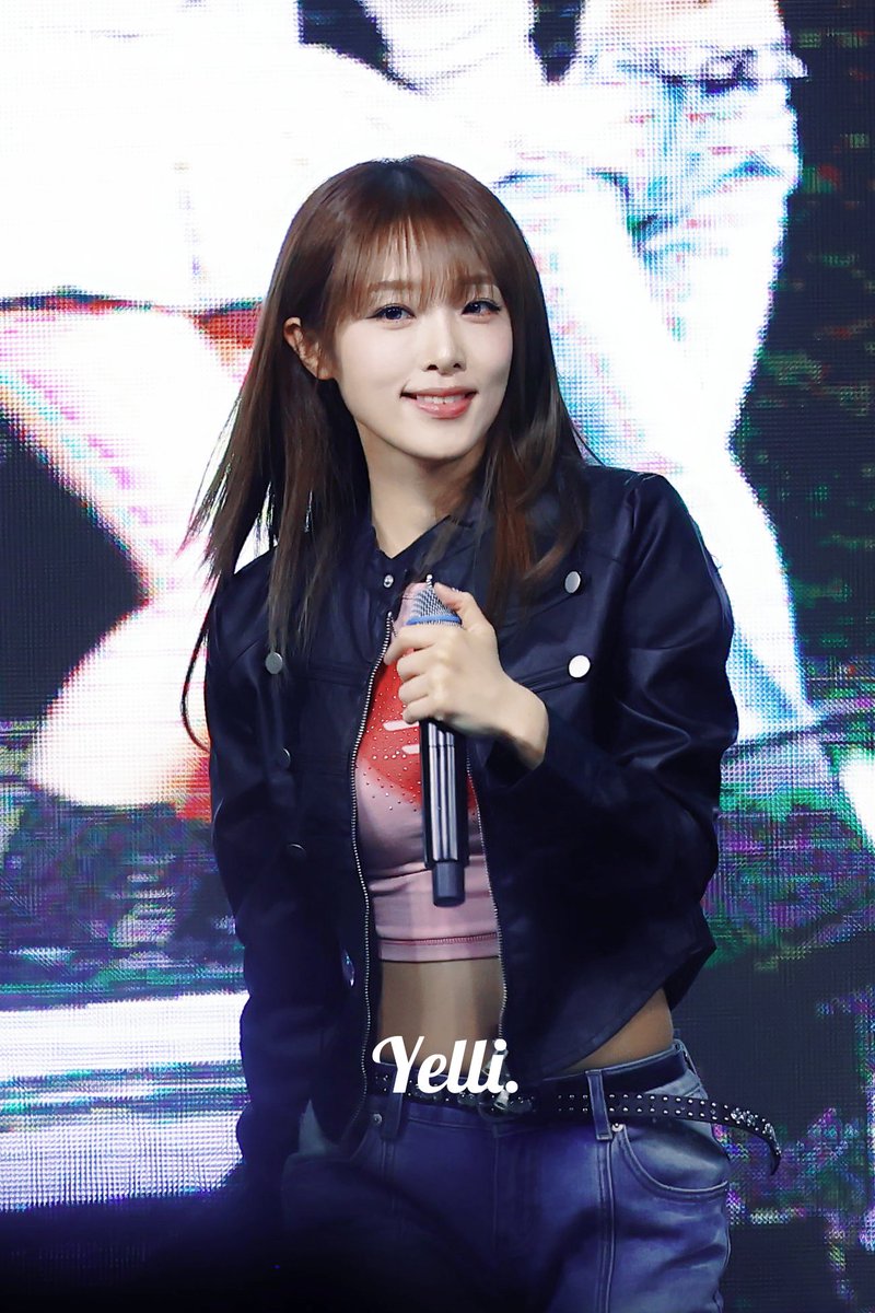 onlyyena0929's tweet photo. 261001 안양대

예나 쁘이
#YENA #CHOIYENA #イェナ #최예나 #예나 https://t.co/4KeormpV49